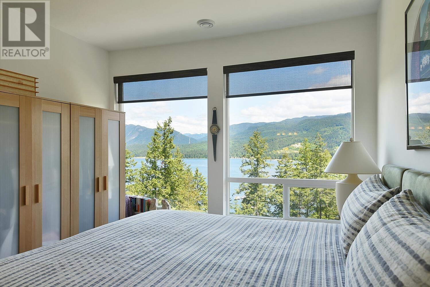 302 5780 Marine Way, Sechelt, British Columbia  V7Z 0L8 - Photo 21 - R3008217