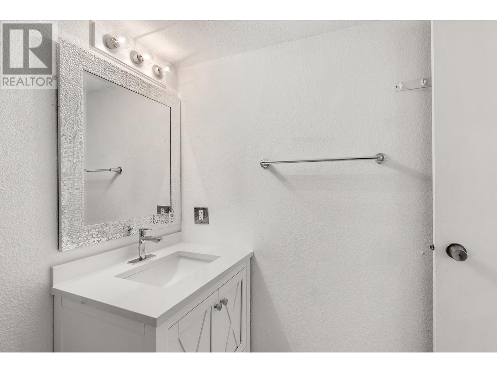 605 1333 Hornby Street, Vancouver, British Columbia  V6Z 2C1 - Photo 13 - R3008225