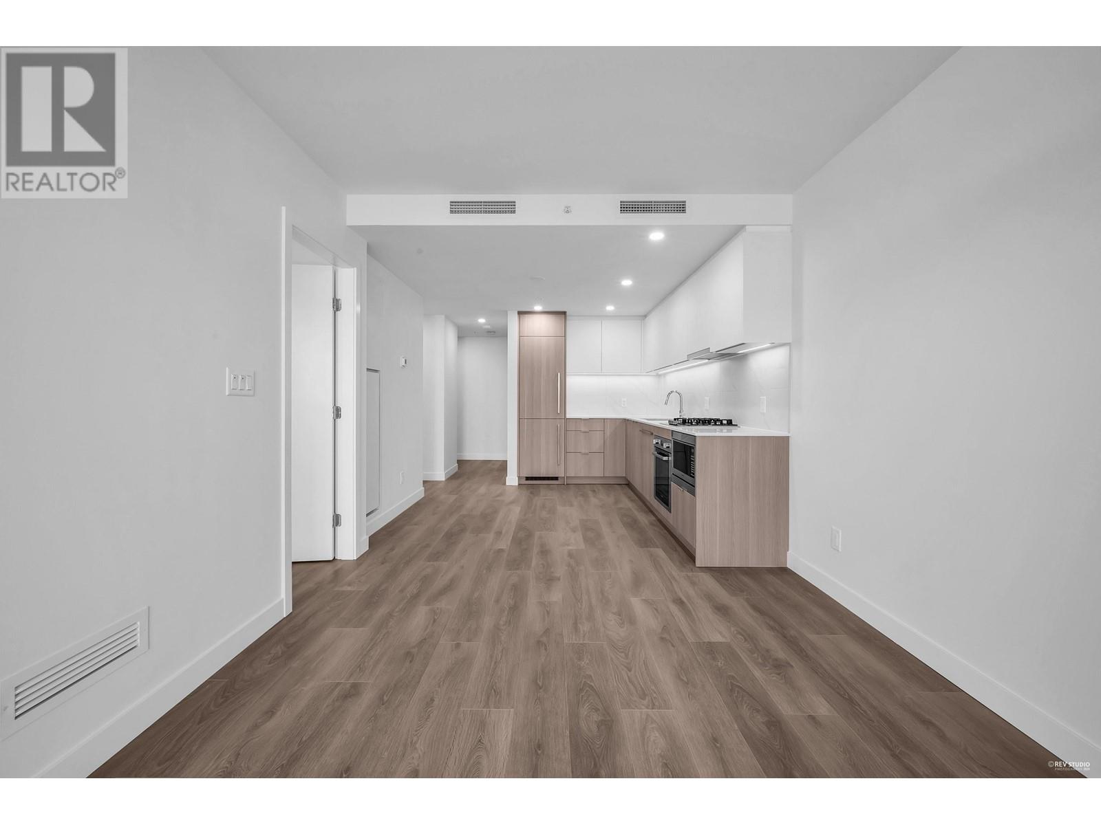 906 308 Alderson Avenue, Coquitlam, British Columbia  V3K 3V8 - Photo 10 - R3008253