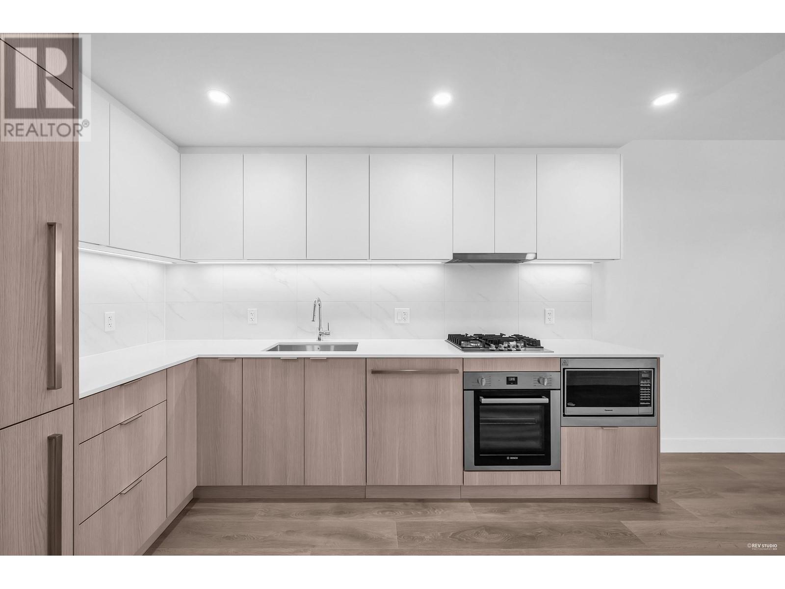 906 308 Alderson Avenue, Coquitlam, British Columbia  V3K 3V8 - Photo 4 - R3008253