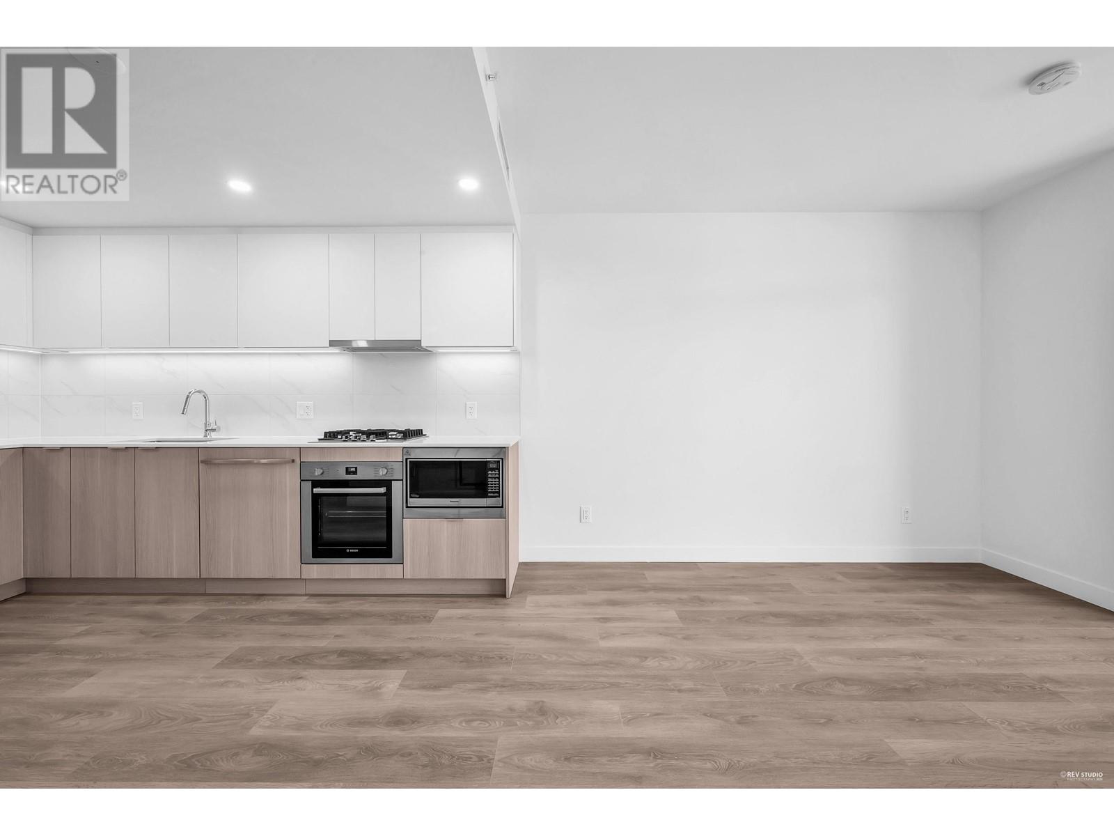 906 308 Alderson Avenue, Coquitlam, British Columbia  V3K 3V8 - Photo 6 - R3008253