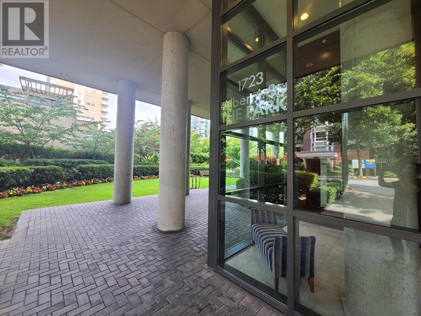 1001 1723 Alberni Street, Vancouver, British Columbia  V6G 3G9 - Photo 2 - R3008260