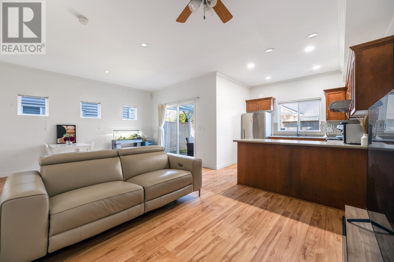 2 8271 Francis Road, Richmond, British Columbia  V6Y 1A5 - Photo 2 - R3008361