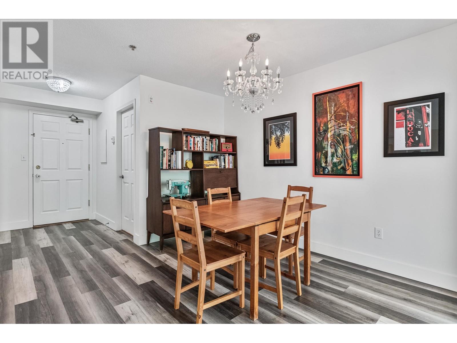303 220 Newport Drive, Port Moody, British Columbia  V3H 5B8 - Photo 5 - R3008414