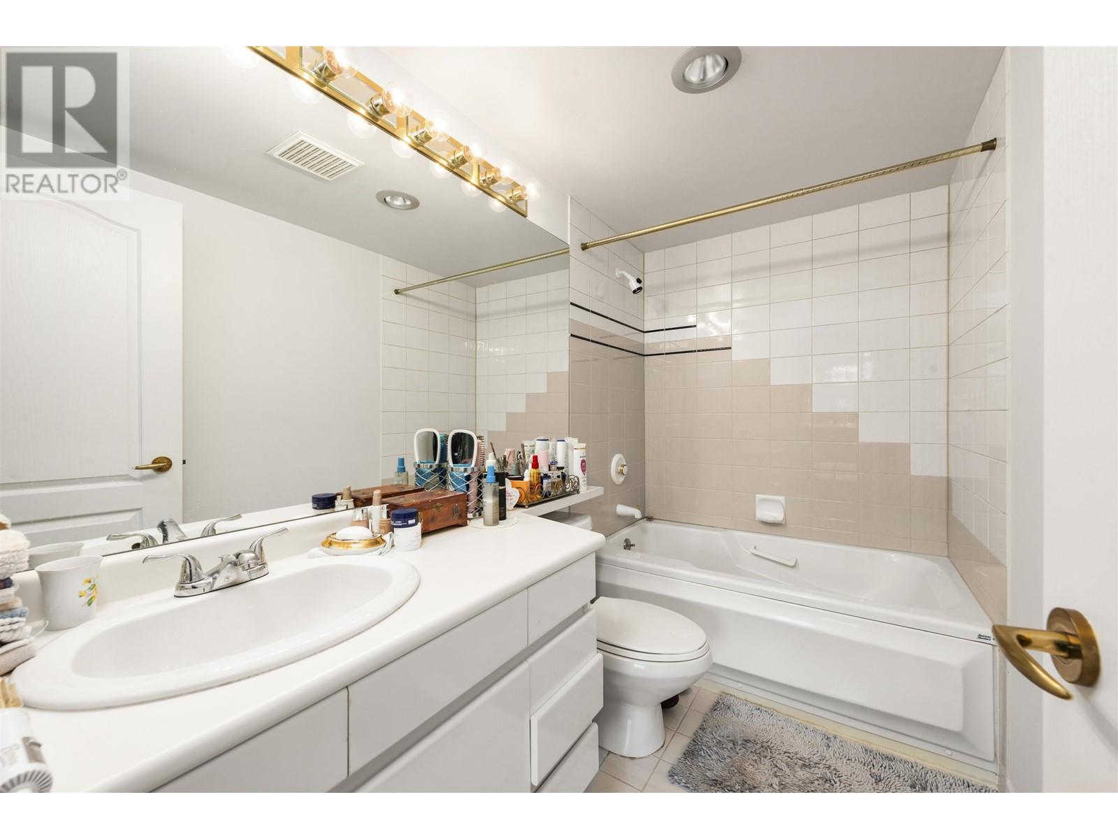 406 1327 E Keith Road, North Vancouver, British Columbia  V7J 3T5 - Photo 19 - R3008421
