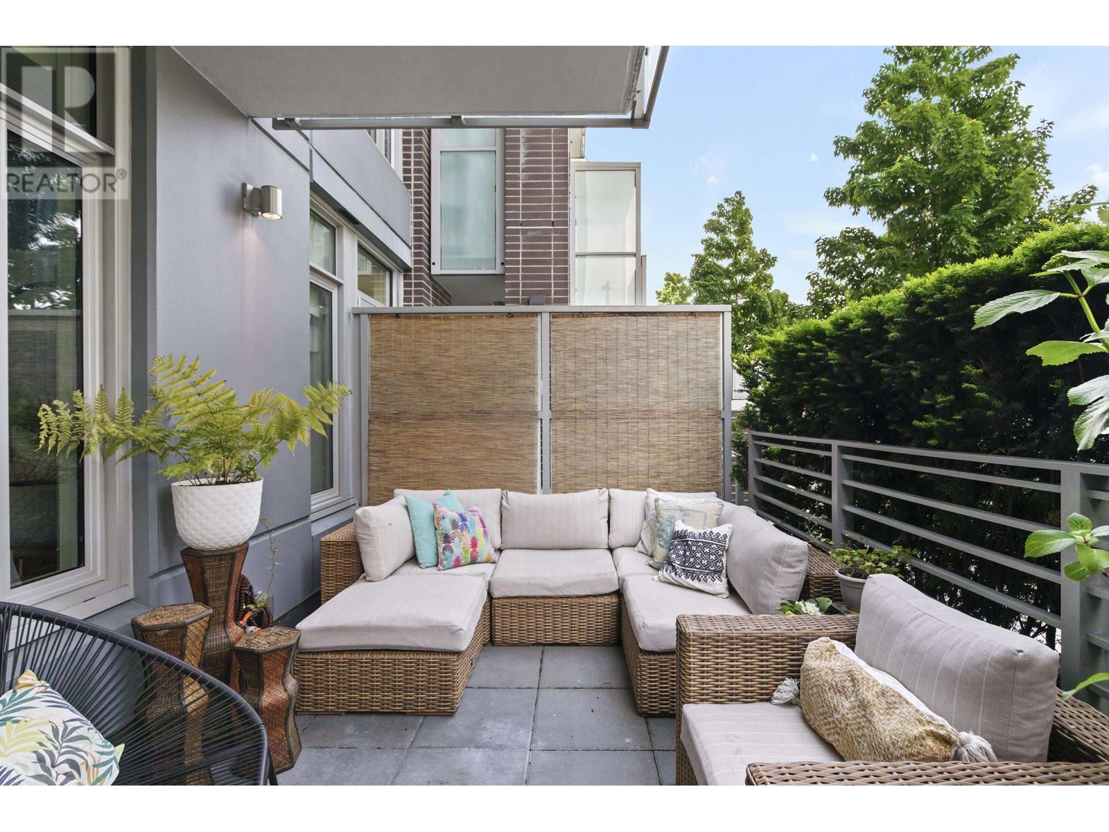 101 1661 Quebec Street, Vancouver, British Columbia  V6A 0H2 - Photo 1 - R3008490