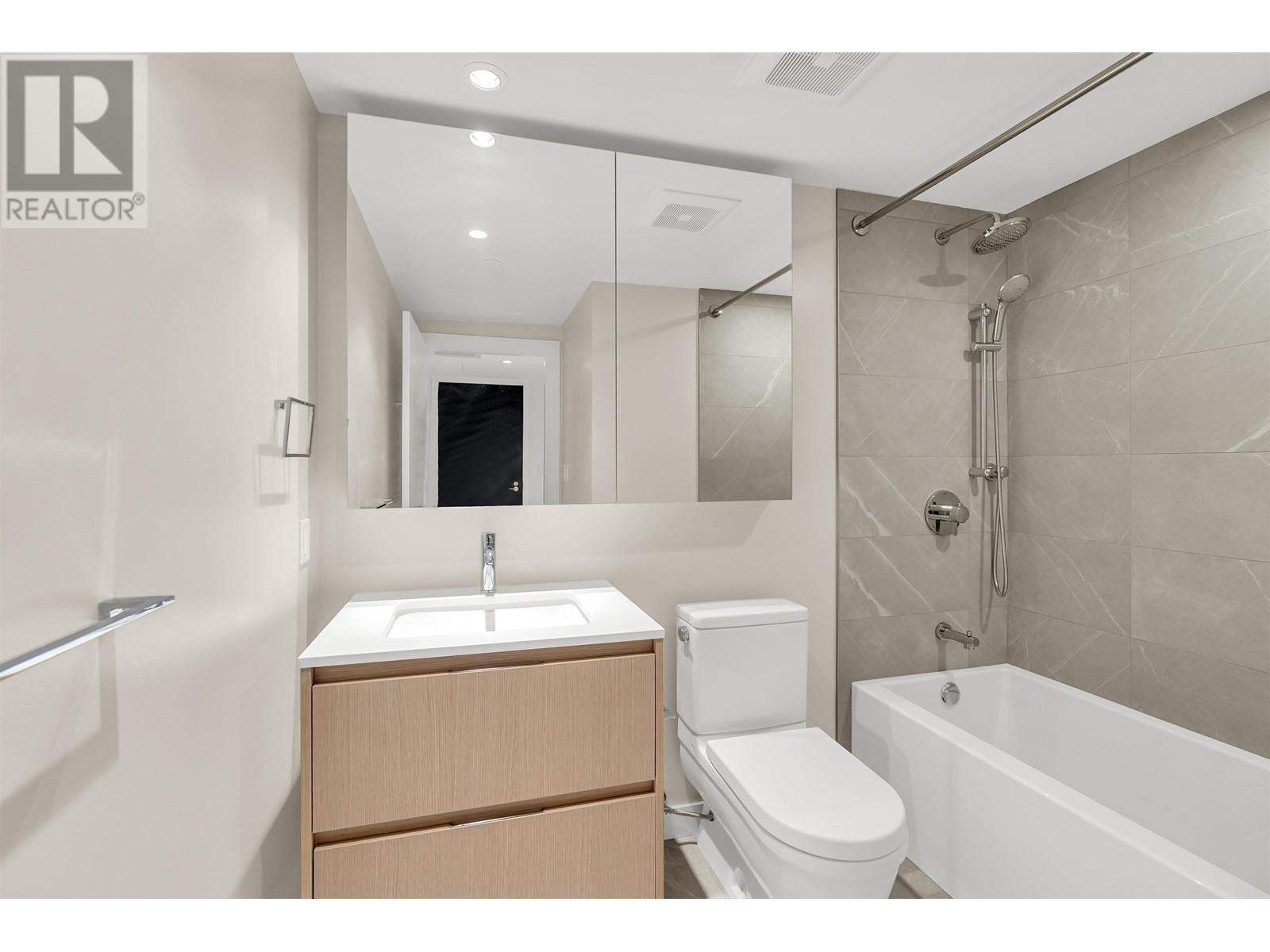 1205 1500 Fern Street, North Vancouver, British Columbia  V7J 0E6 - Photo 32 - R3008533
