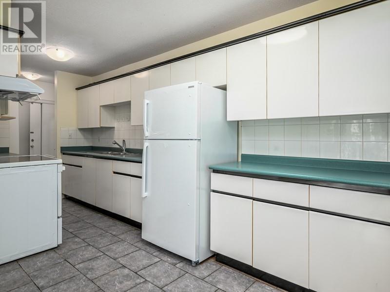 110 6420 Buswell Street, Richmond, British Columbia  V6Y 2E9 - Photo 9 - R3008553