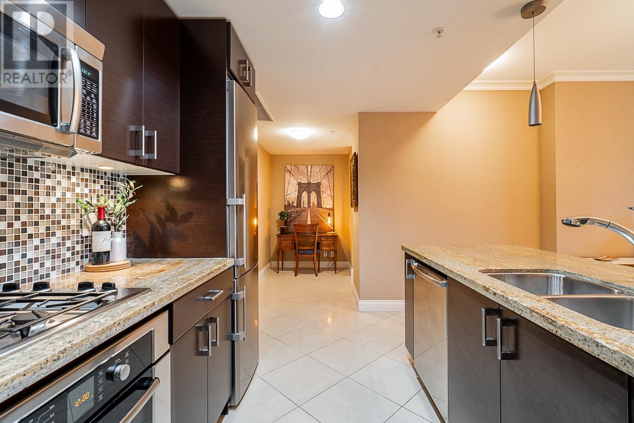 905 172 Victory Ship Way, North Vancouver, British Columbia  V7L 0B5 - Photo 8 - R3008567