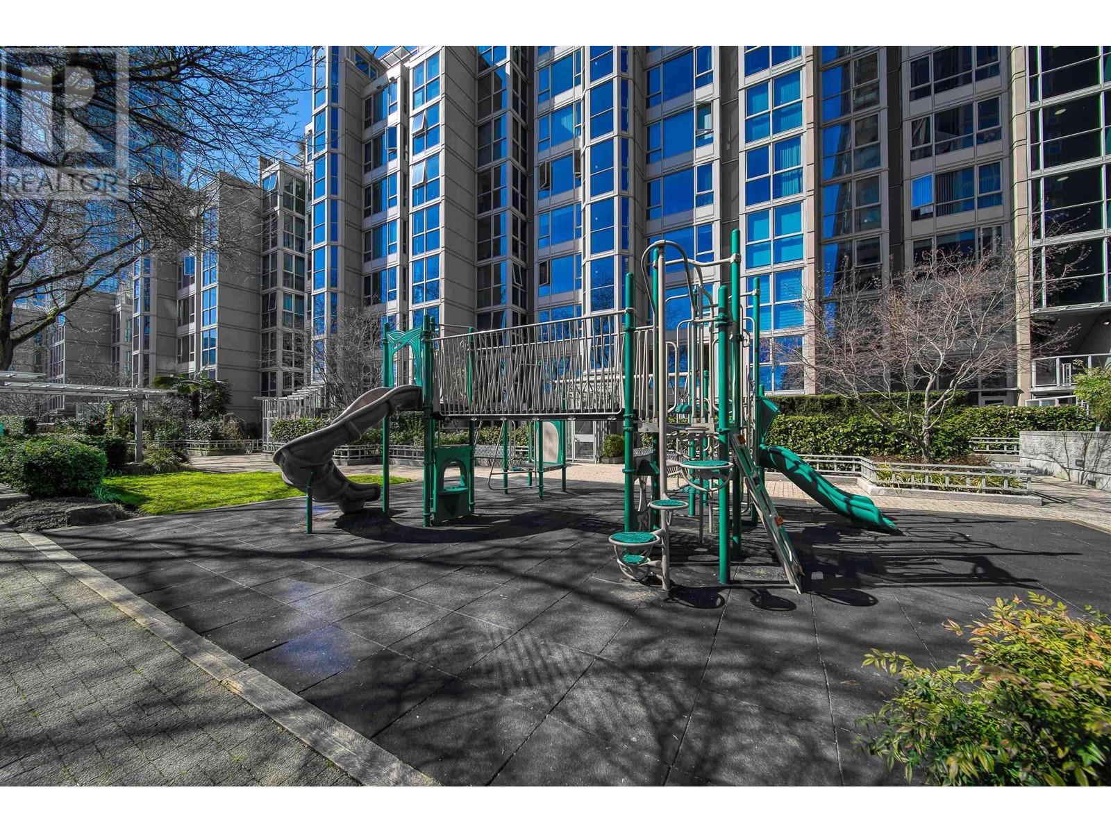 1806 388 Drake Street, Vancouver, British Columbia  V6B 6A8 - Photo 12 - R3008570