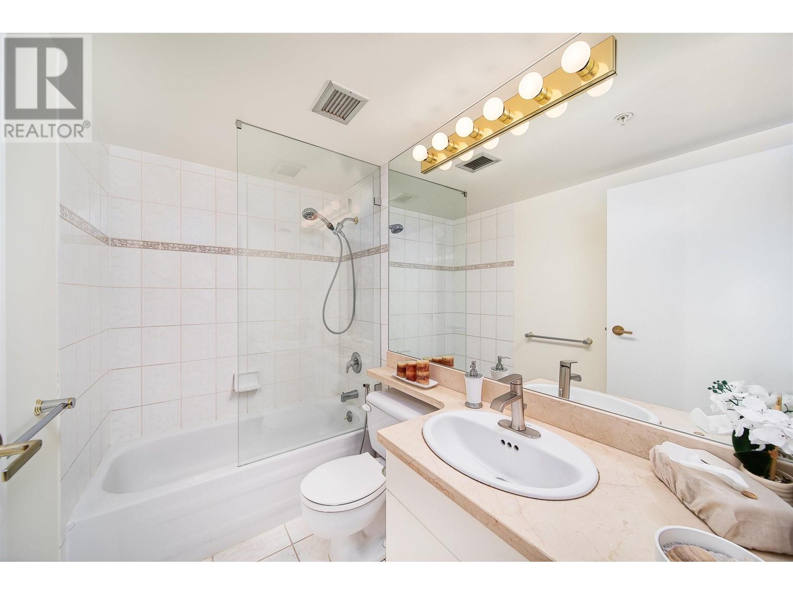 1806 388 Drake Street, Vancouver, British Columbia  V6B 6A8 - Photo 9 - R3008570