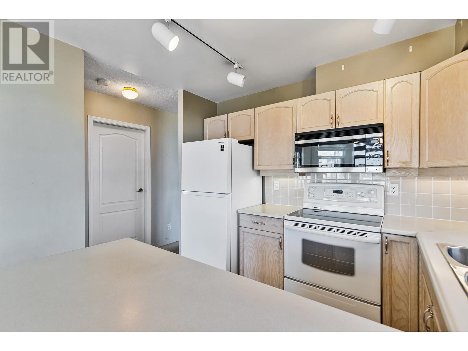 1704 1250 Quayside Drive, New Westminster, British Columbia  V3M 6E2 - Photo 18 - R3008594