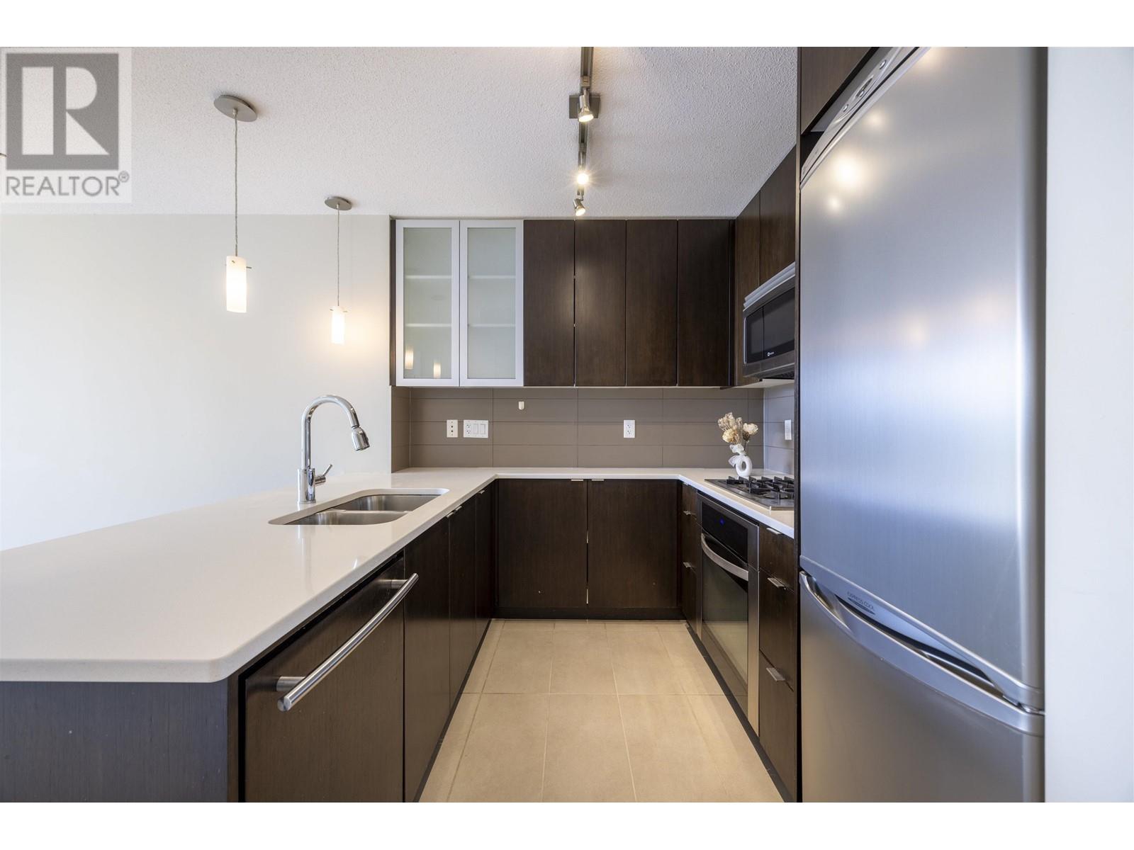 1202 7325 Arcola Street, Burnaby, British Columbia  V5E 0A8 - Photo 2 - R3008604