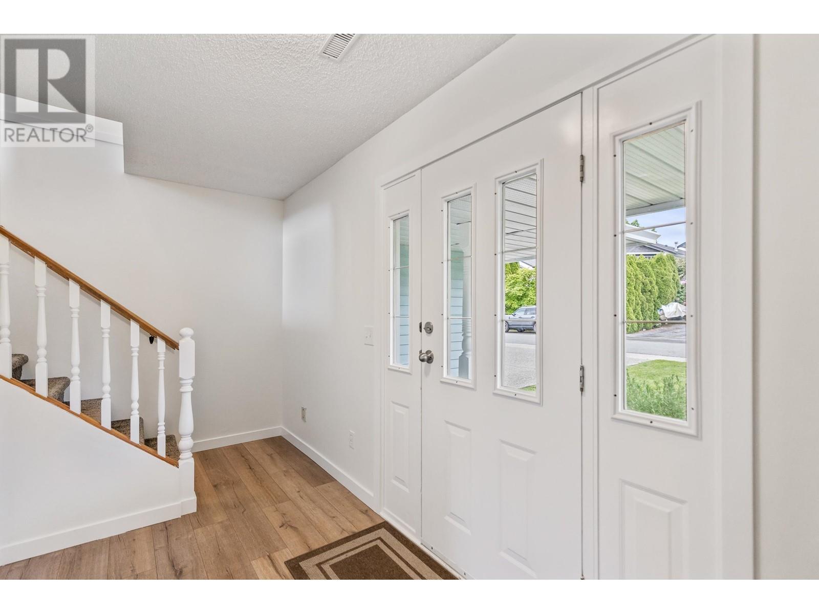 Property at 22421 MORSE CRESCENT image 3