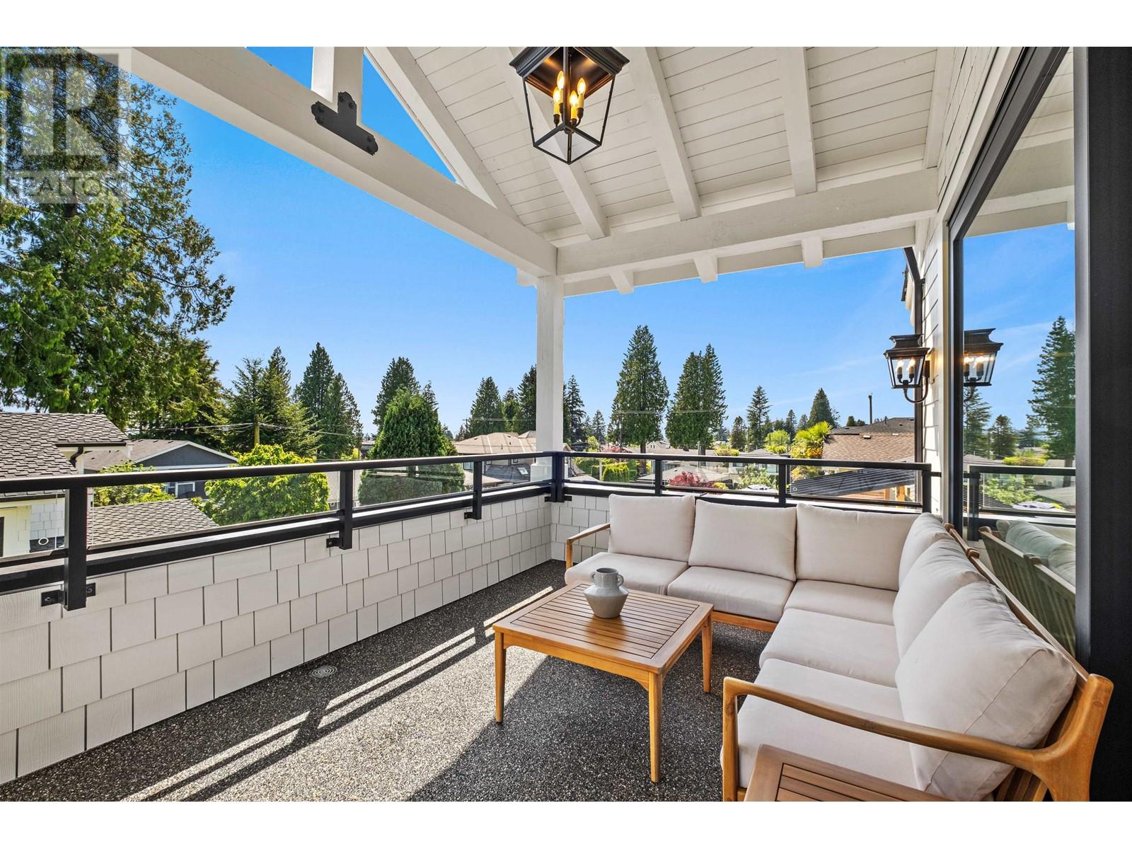 821 E 16th Street, North Vancouver, British Columbia  V7L 2V3 - Photo 18 - R3008261