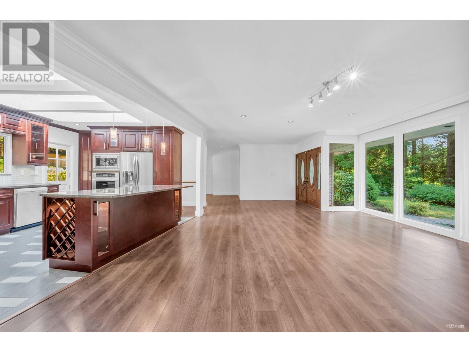 341 Rabbit Lane, West Vancouver, British Columbia  V7S 1J1 - Photo 4 - R3008394