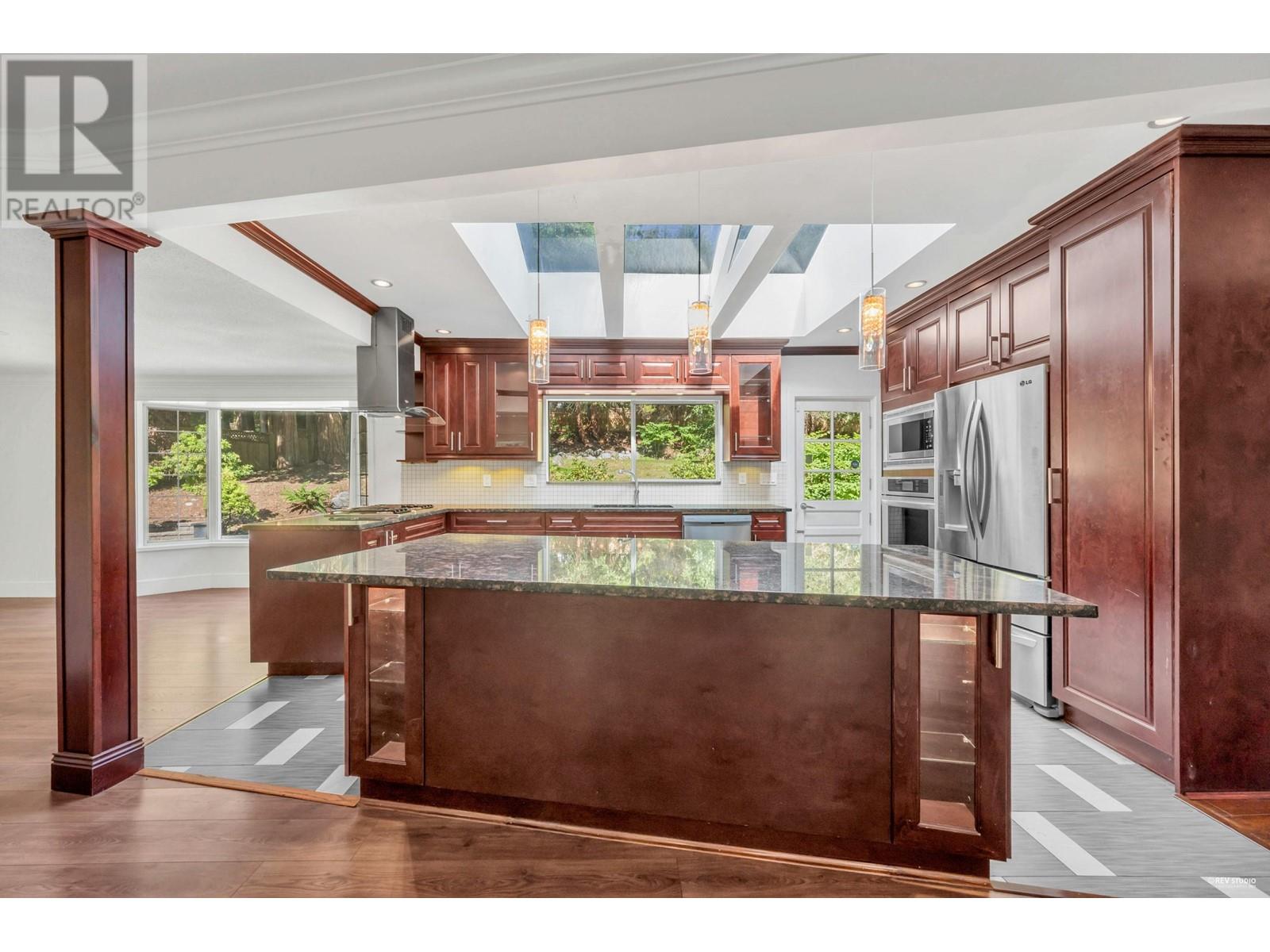 341 Rabbit Lane, West Vancouver, British Columbia  V7S 1J1 - Photo 7 - R3008394