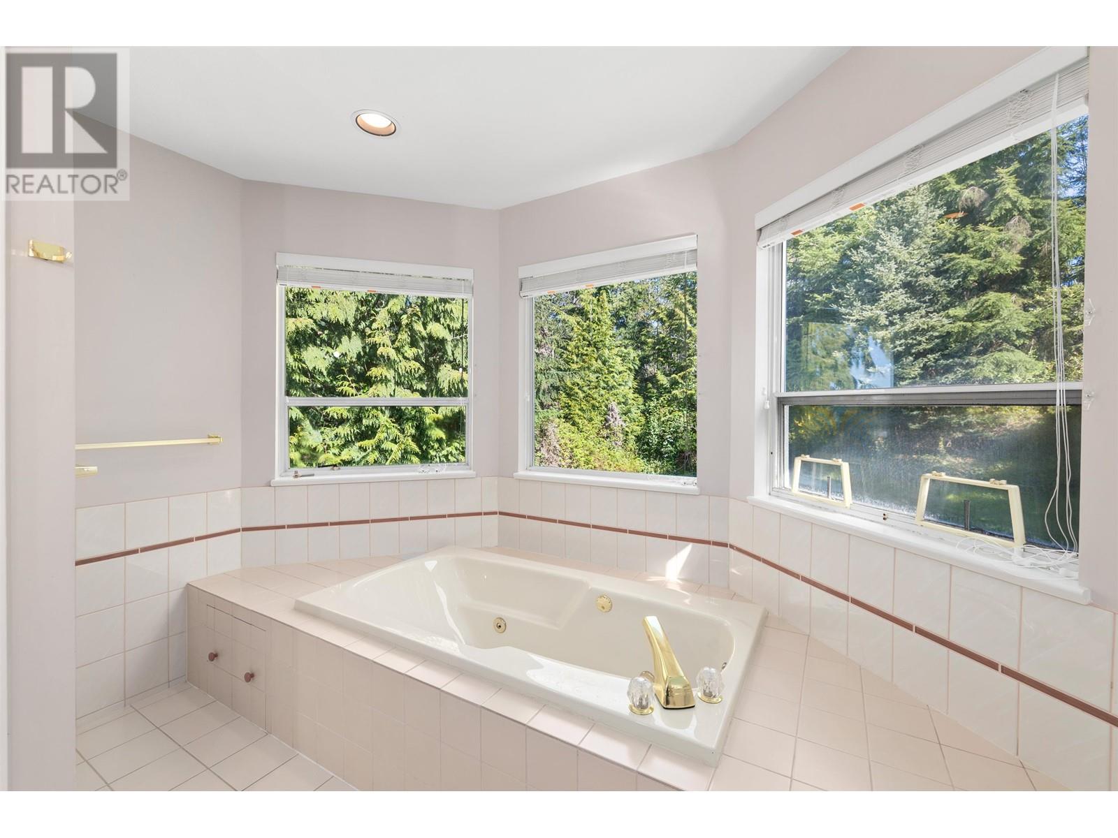 50 Timbercrest Drive, Port Moody, British Columbia  V3H 4T7 - Photo 38 - R3008546