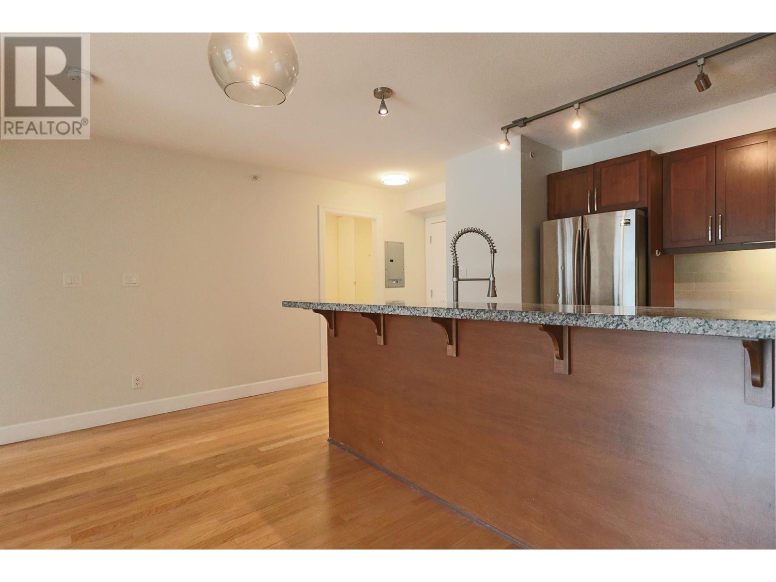 405 3811 Hastings Street, Burnaby, British Columbia  V5C 6V2 - Photo 10 - R3008432