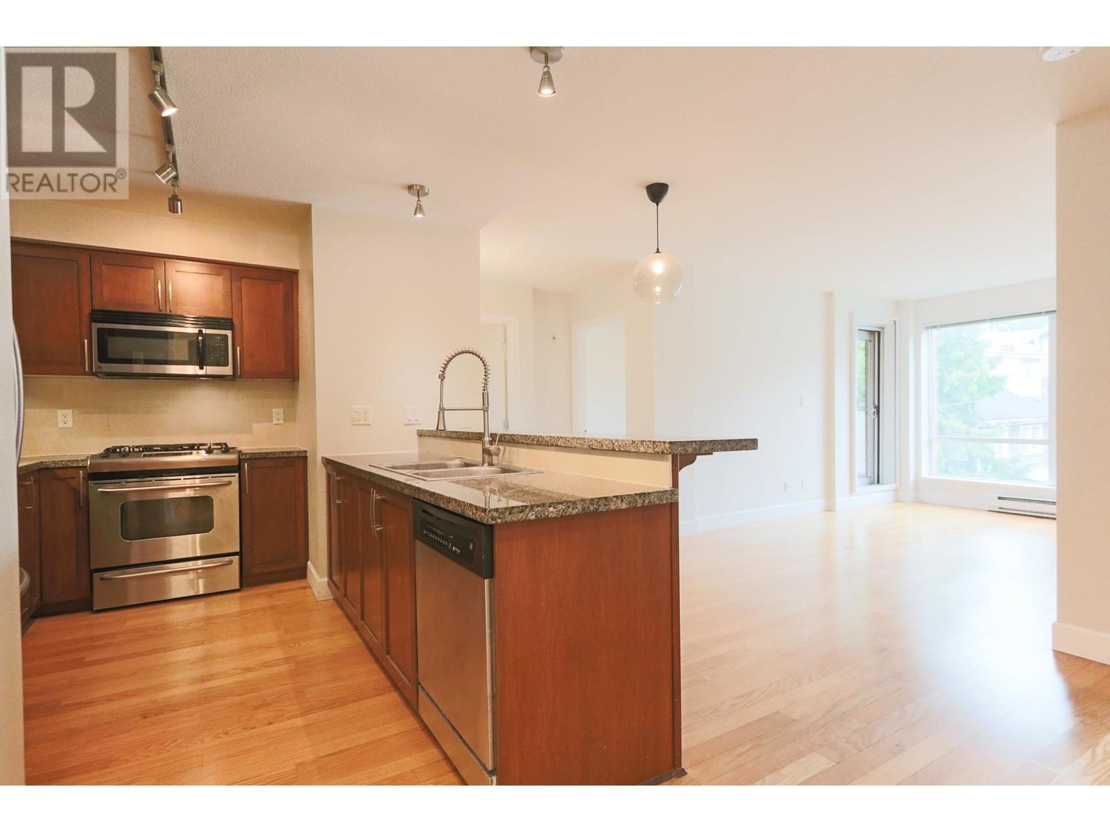 405 3811 Hastings Street, Burnaby, British Columbia  V5C 6V2 - Photo 11 - R3008432