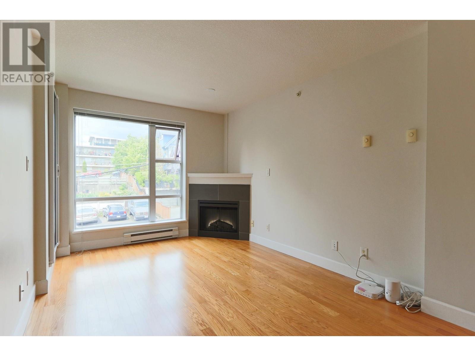 405 3811 Hastings Street, Burnaby, British Columbia  V5C 6V2 - Photo 16 - R3008432