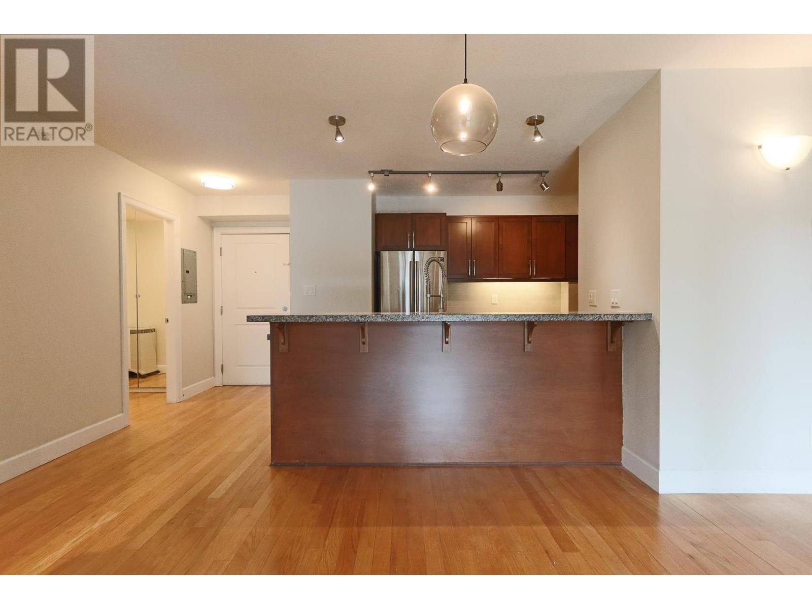 405 3811 Hastings Street, Burnaby, British Columbia  V5C 6V2 - Photo 7 - R3008432