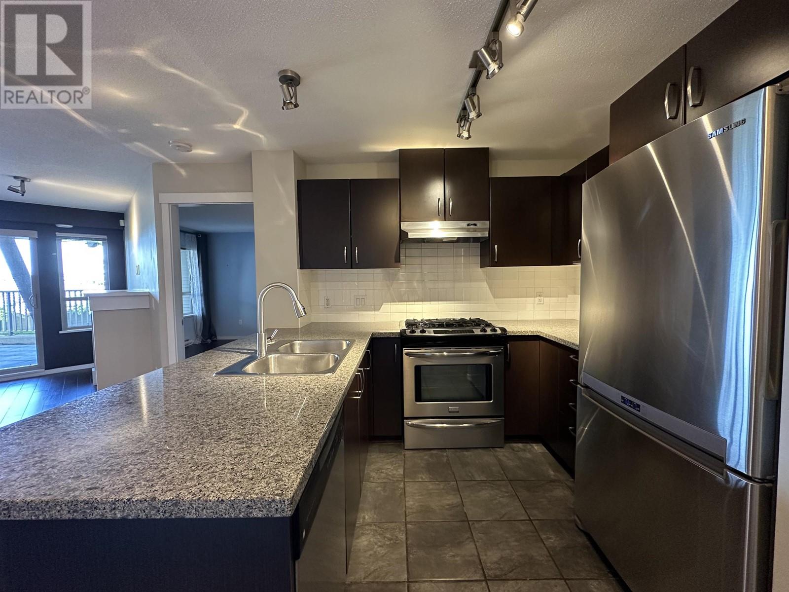 208 3110 Dayanee Springs Blvd, Coquitlam, British Columbia  V3E 0B4 - Photo 6 - R3008488