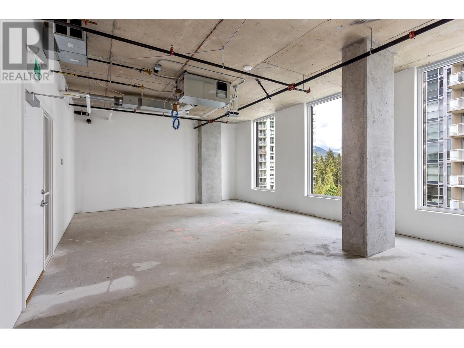 904 2992 Glen Drive, Coquitlam, British Columbia  V3B 0V2 - Photo 11 - C8069546