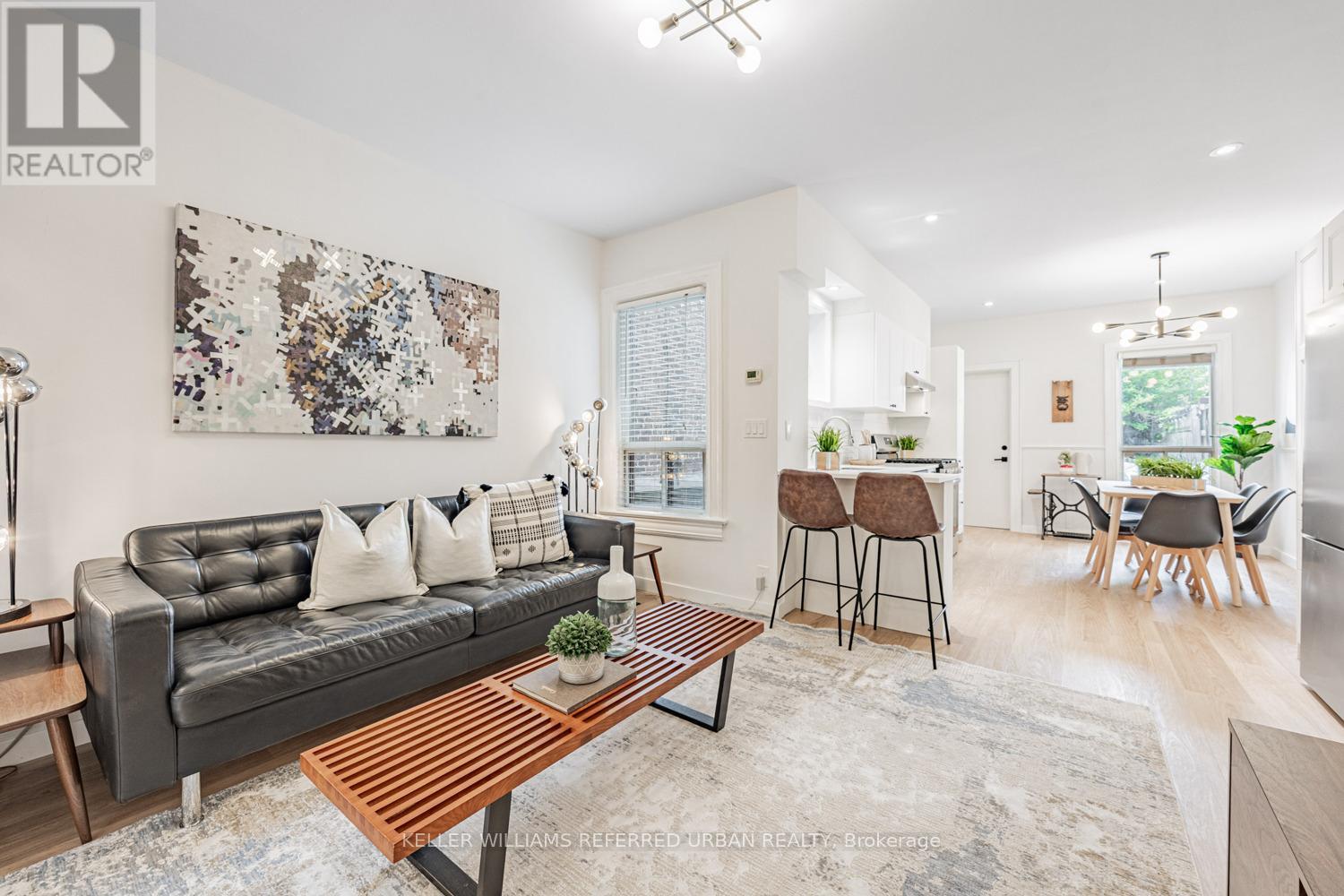 257 Montrose Avenue, Toronto, Ontario  M6G 3G6 - Photo 11 - C12180209