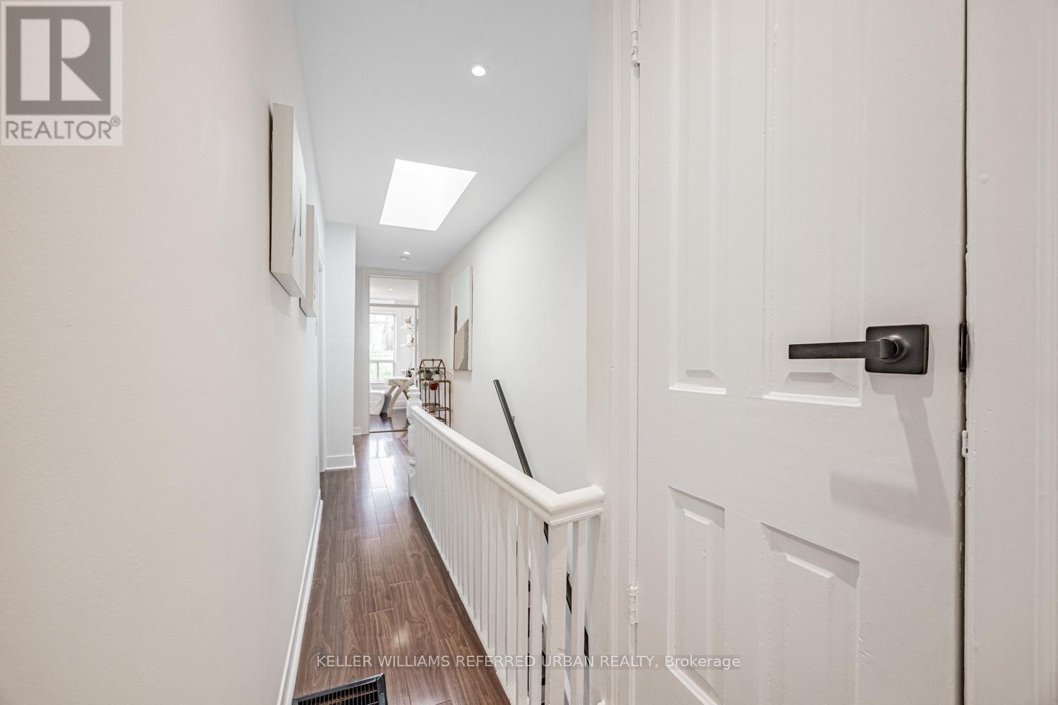 257 Montrose Avenue, Toronto, Ontario  M6G 3G6 - Photo 18 - C12180209