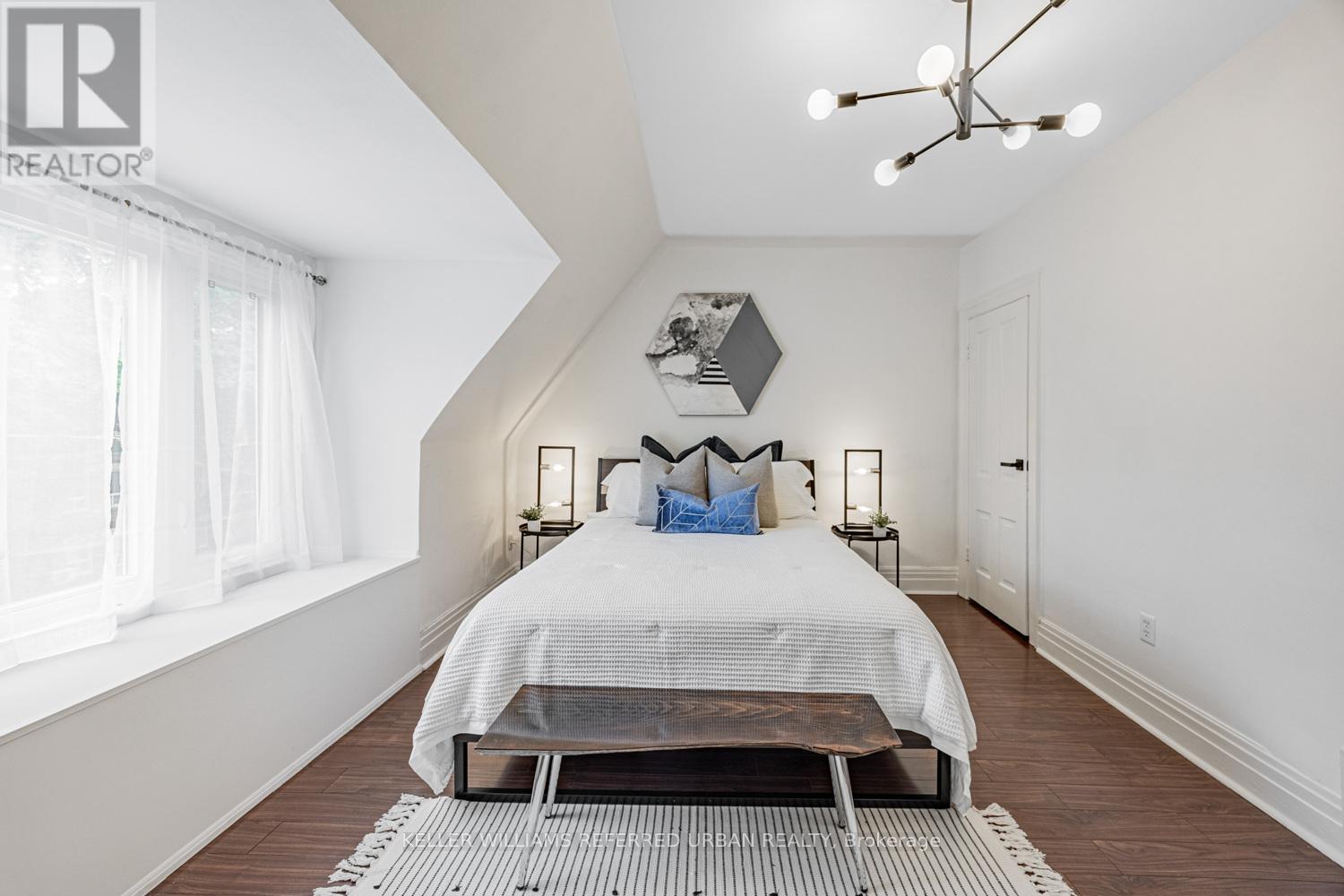 257 Montrose Avenue, Toronto, Ontario  M6G 3G6 - Photo 20 - C12180209