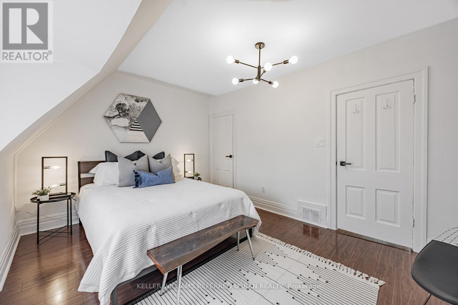 257 Montrose Avenue, Toronto, Ontario  M6G 3G6 - Photo 21 - C12180209