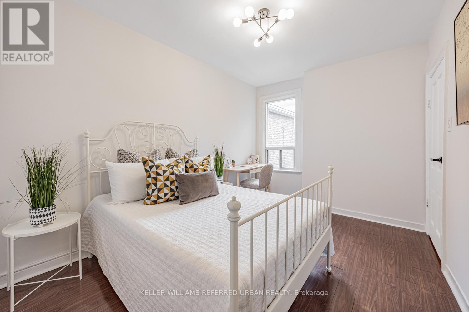 257 Montrose Avenue, Toronto, Ontario  M6G 3G6 - Photo 27 - C12180209