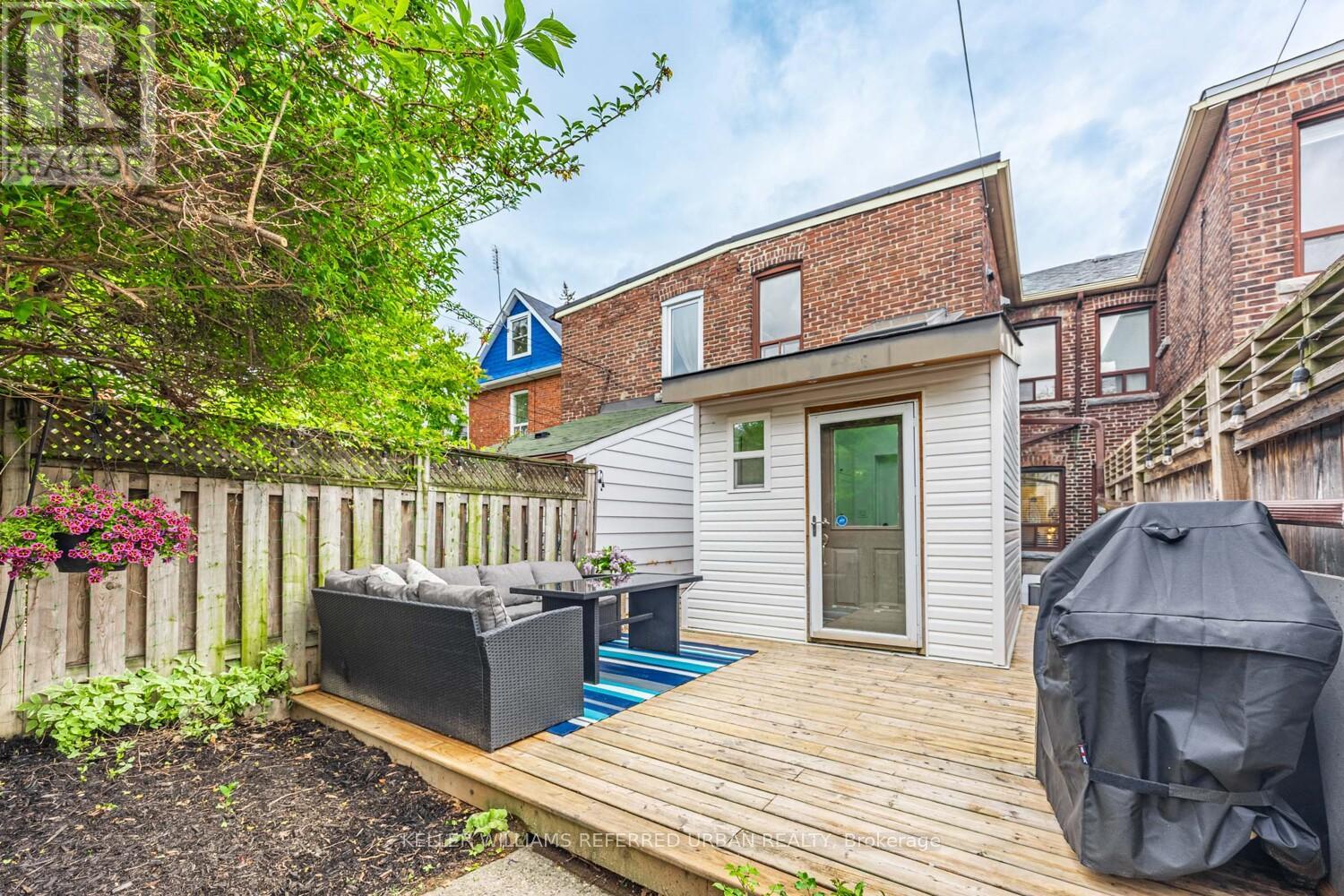 257 Montrose Avenue, Toronto, Ontario  M6G 3G6 - Photo 43 - C12180209