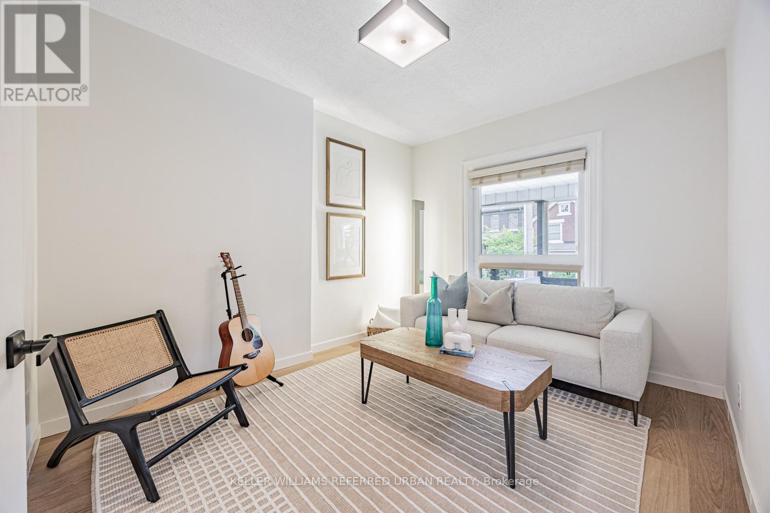 257 Montrose Avenue, Toronto, Ontario  M6G 3G6 - Photo 6 - C12180209