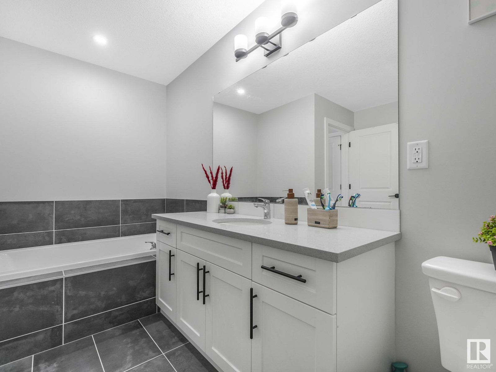 9417 Pear Cr Cr Sw, Edmonton, Alberta  T6X 2Z5 - Photo 30 - E4435383