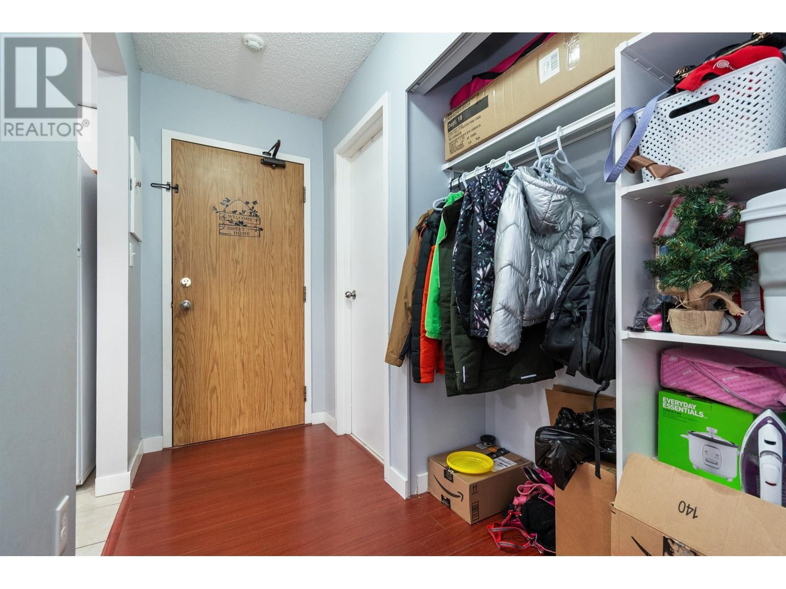 316 385 Ginger Drive, New Westminster, British Columbia  V3L 5L6 - Photo 3 - R3008289