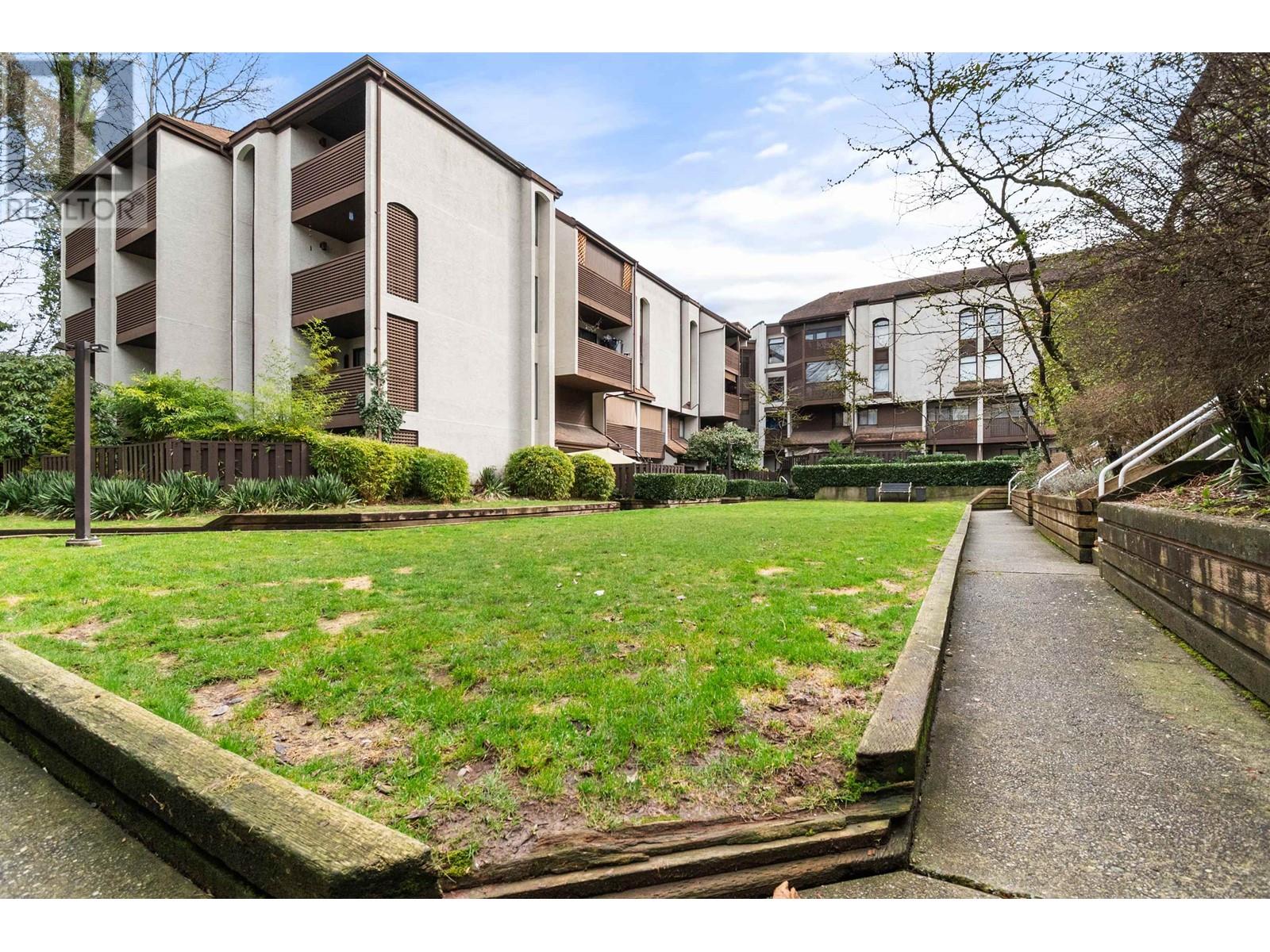 316 385 Ginger Drive, New Westminster, British Columbia  V3L 5L6 - Photo 1 - R3008289
