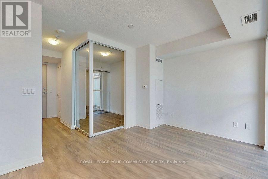 702 - 30 Meadowglen Place, Toronto, Ontario  M1G 0A6 - Photo 6 - E12130479