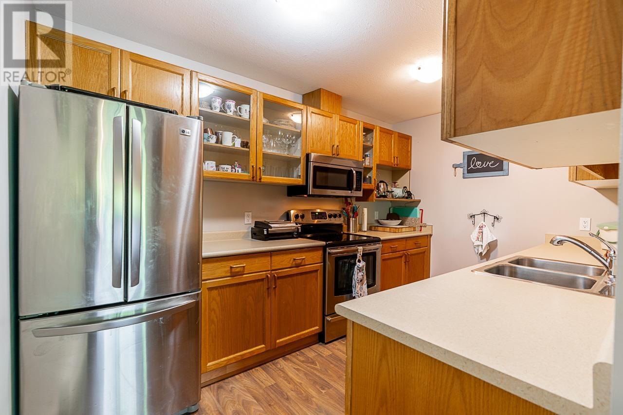 308 2733 Atlin Place, Coquitlam, British Columbia  V3C 5B1 - Photo 6 - R3008344