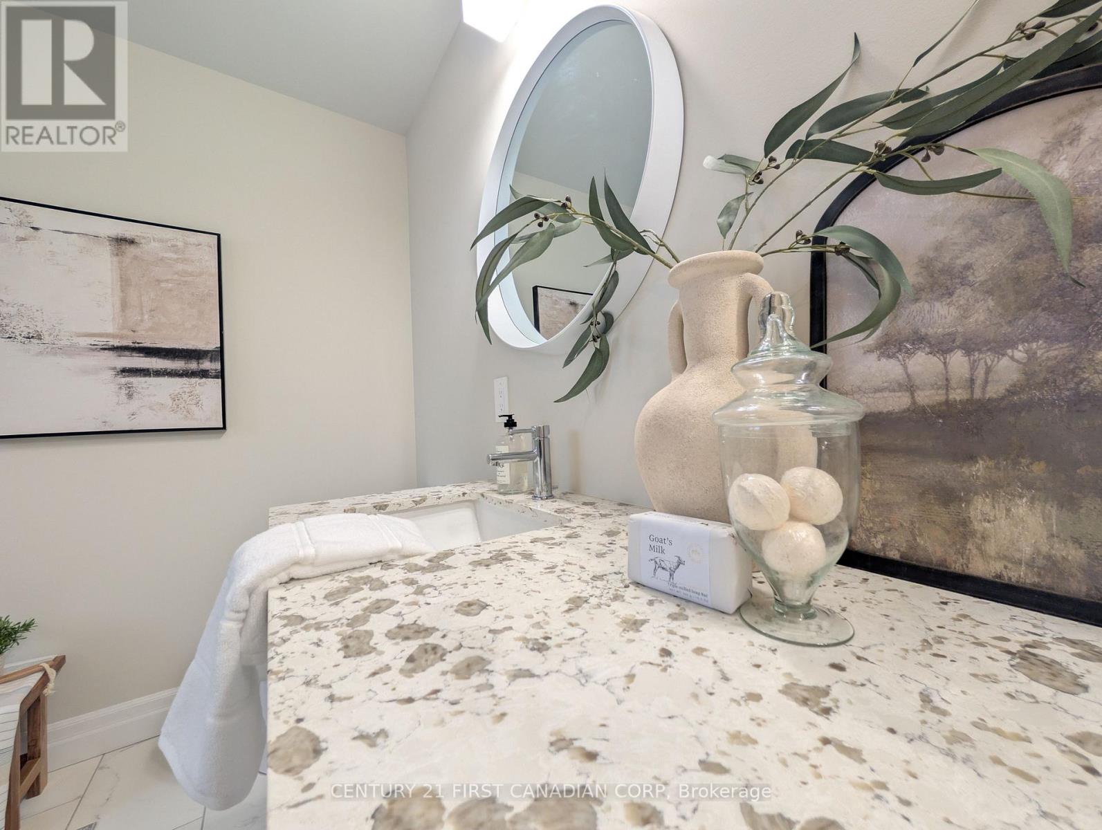 135 Aspen Circle, Thames Centre, Ontario  N0M 2P0 - Photo 26 - X12118530