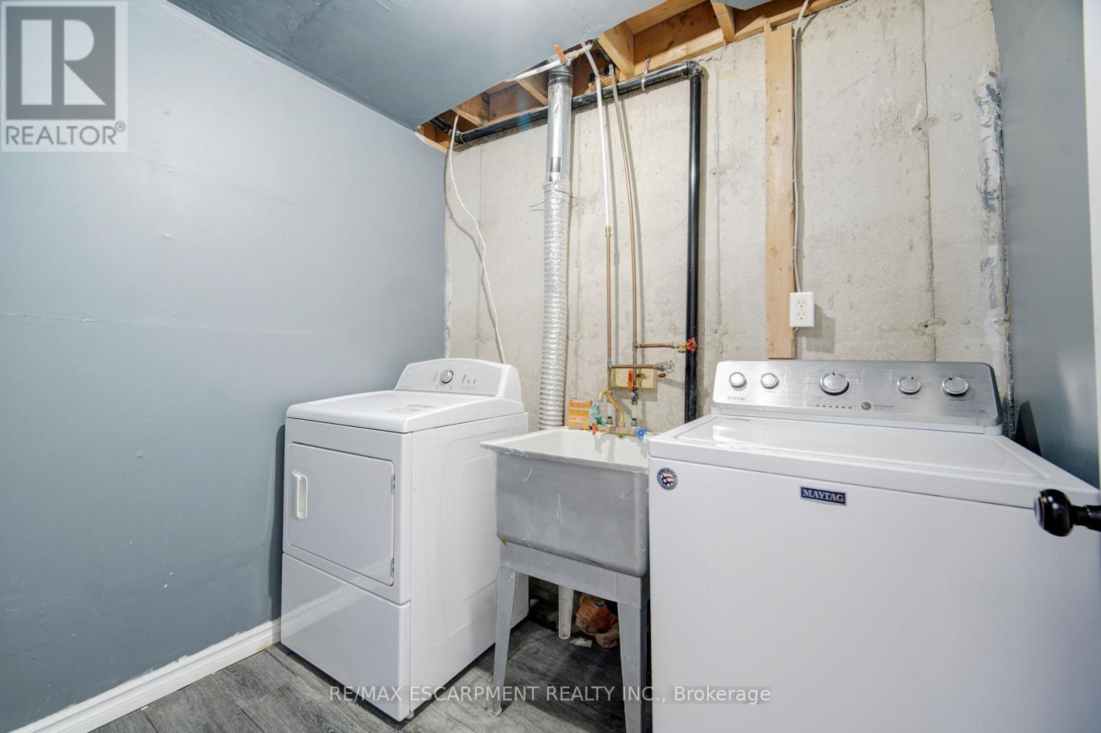 68 Stonecairn Drive, Cambridge, Ontario  N1T 1W3 - Photo 13 - X12180200