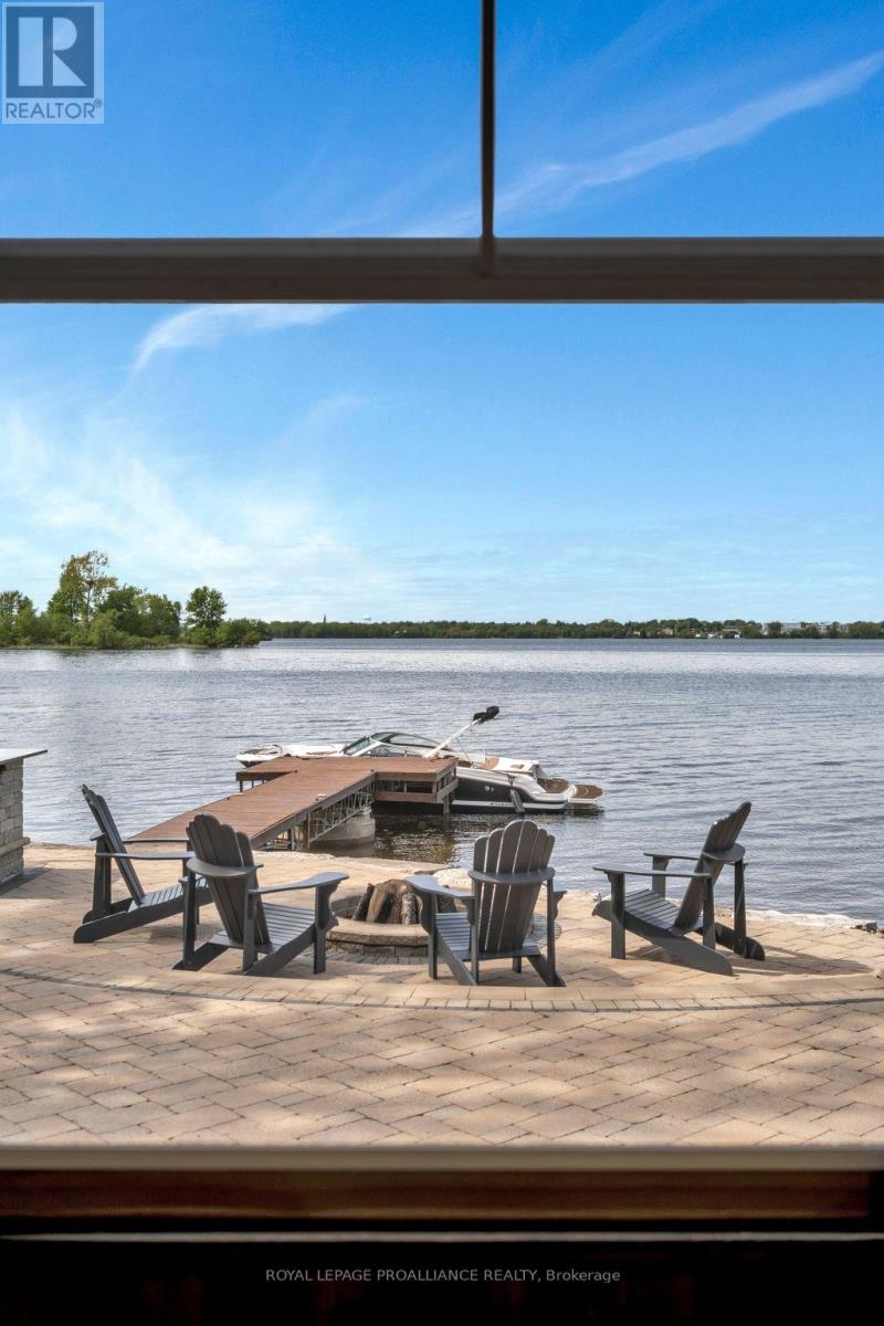 441b Massassauga Road, Prince Edward County (Ameliasburg Ward), Ontario  K8N 4Z7 - Photo 33 - X12180243