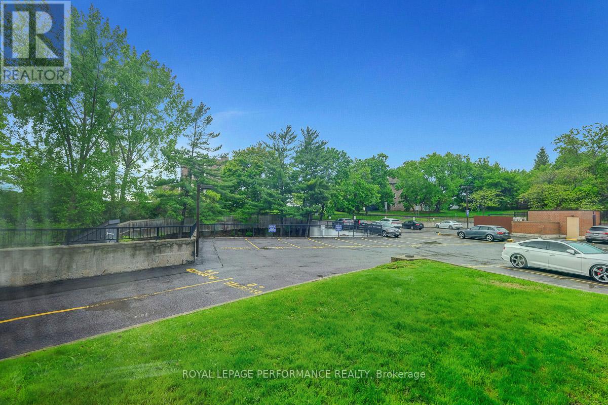 302 - 2871 Richmond Road, Ottawa, Ontario  K2B 8M5 - Photo 42 - X12180231