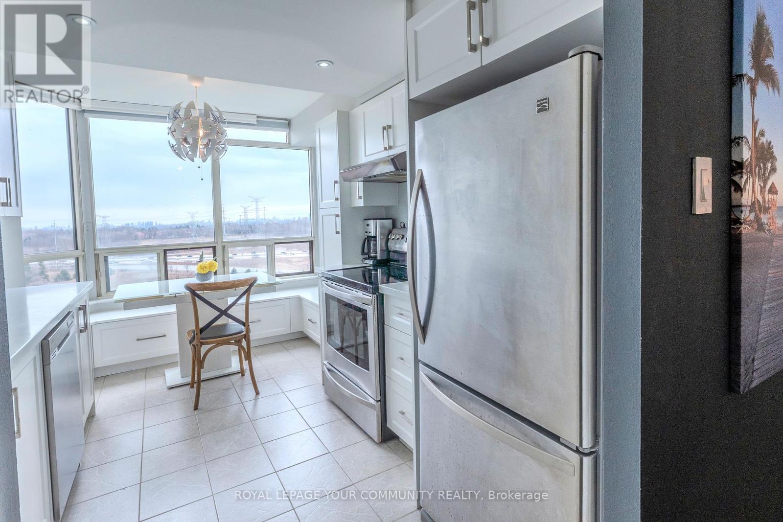 1002 - 8501 Bayview Avenue, Richmond Hill, Ontario  L4B 3J7 - Photo 13 - N12080303