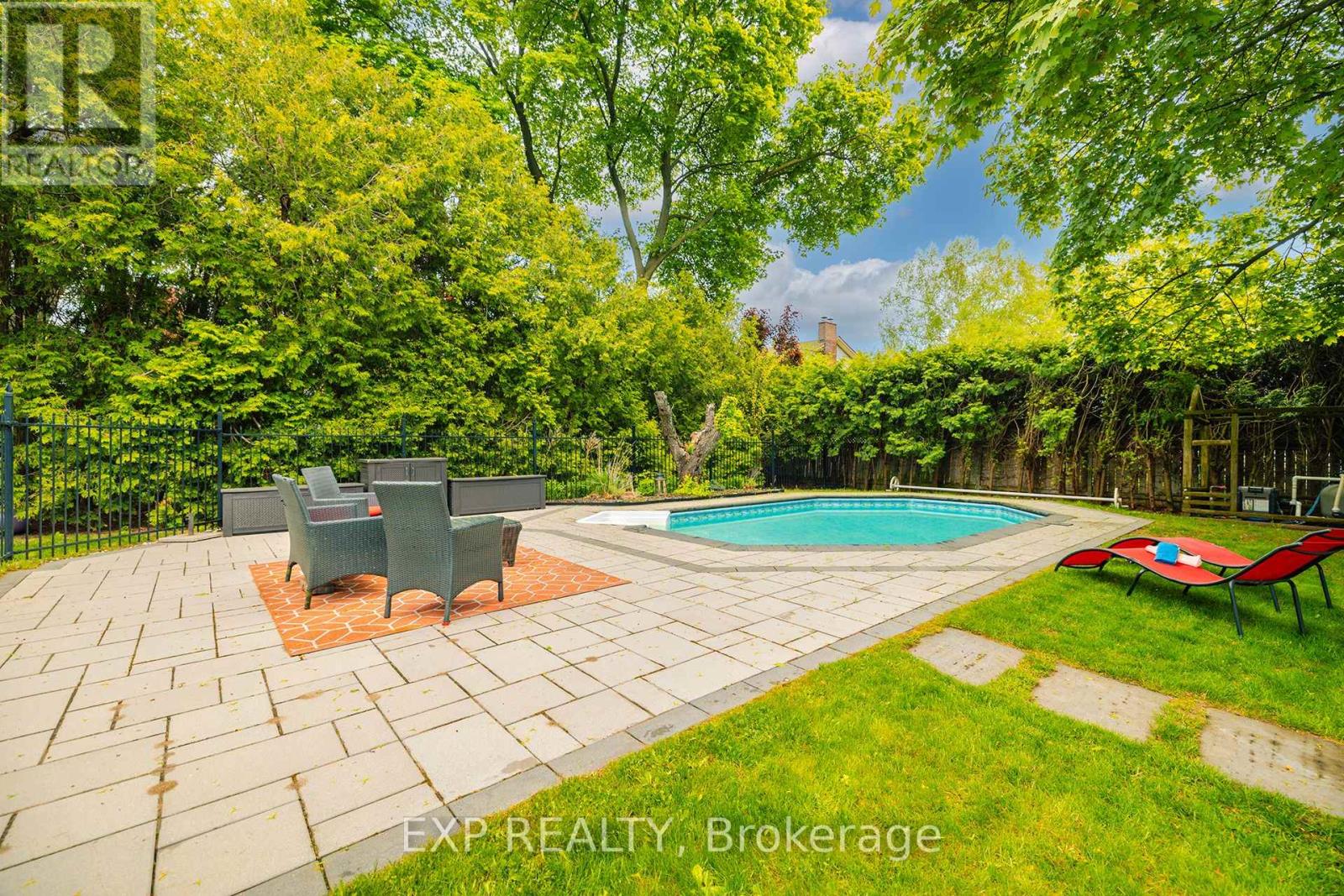 951 Gorton Avenue, Burlington, Ontario  L7T 1S6 - Photo 36 - W12174975