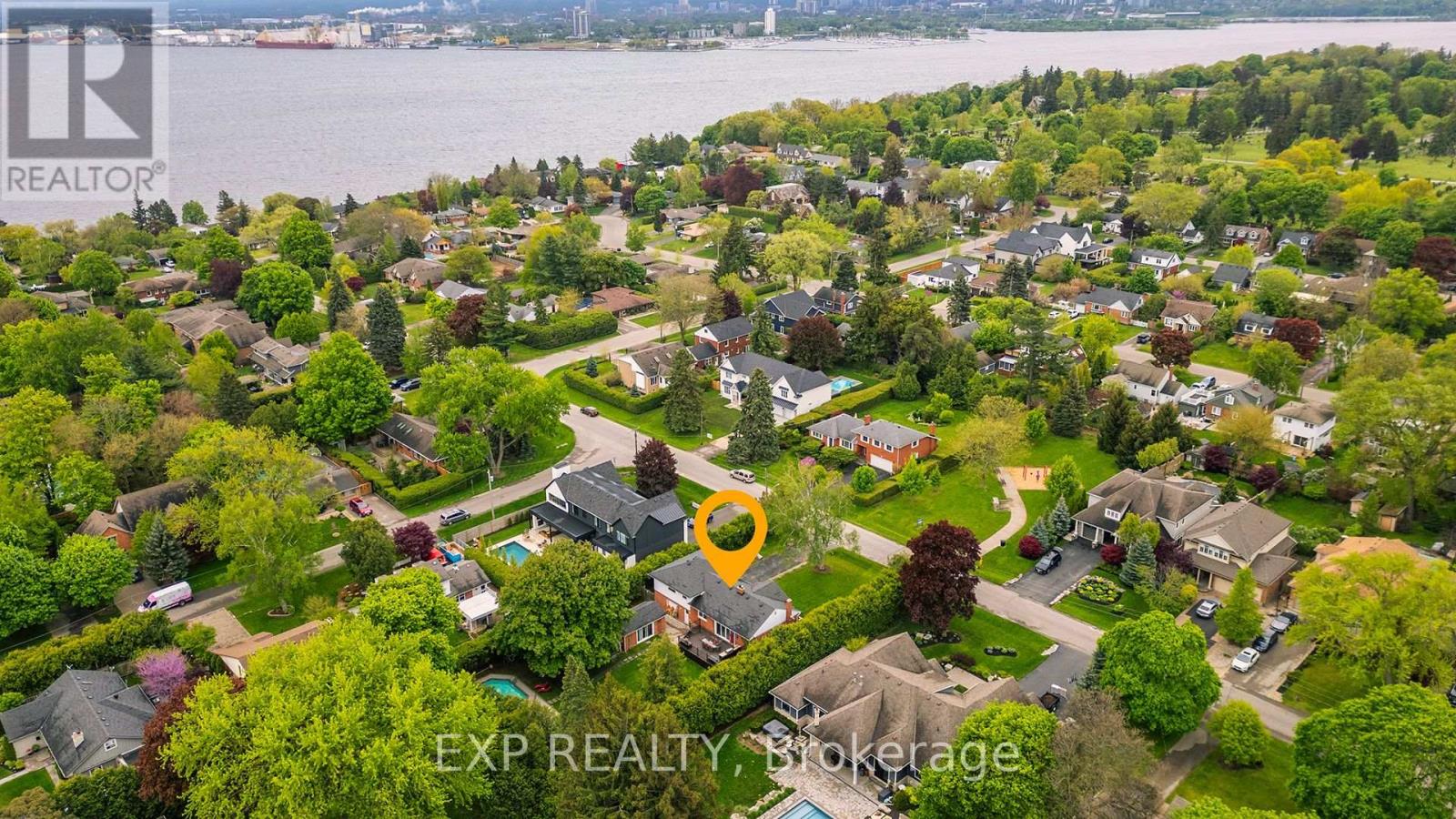 Property at 951 GORTON AVENUE image 5