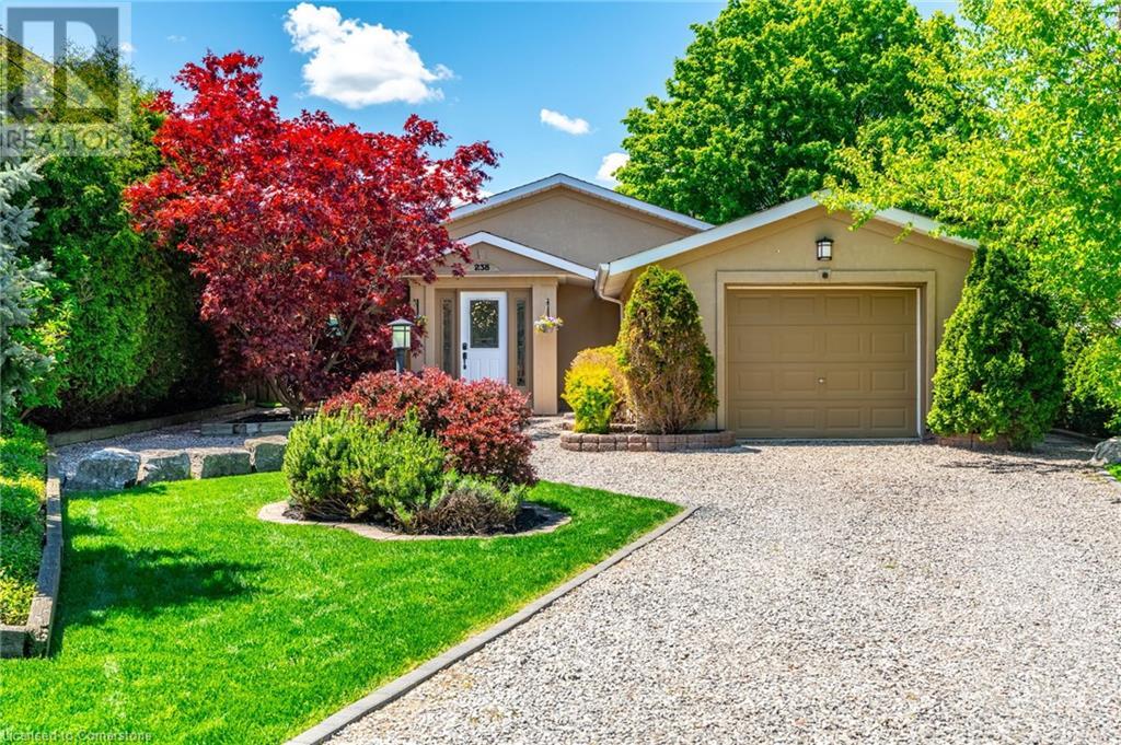 238 WEST 15TH Street, hamilton, Ontario