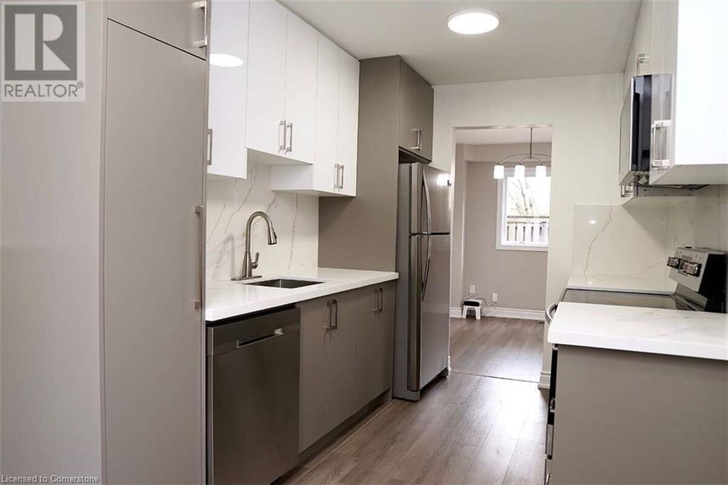 548 Sheraton Road Unit# 40, Burlington, Ontario  L7L 4B2 - Photo 9 - 40734410