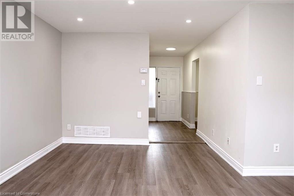 548 Sheraton Road Unit# 40, Burlington, Ontario  L7L 4B2 - Photo 6 - 40734410